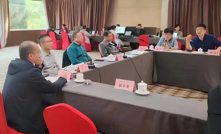 航天科技集團首席信息官王國慶赴AV...